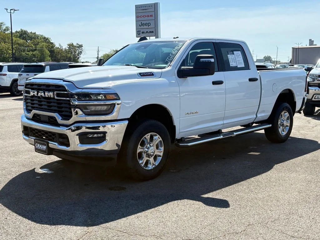 Used 2026 White Ram Big Horn image 3