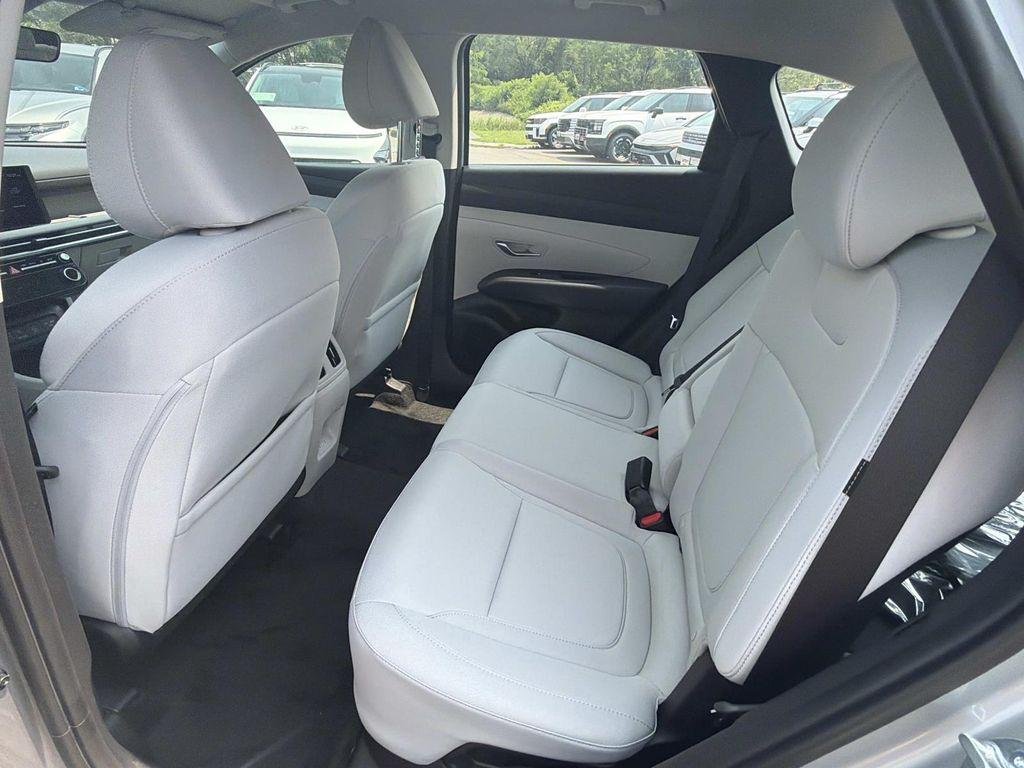 New 2026 Silver Hyundai Blue image 22
