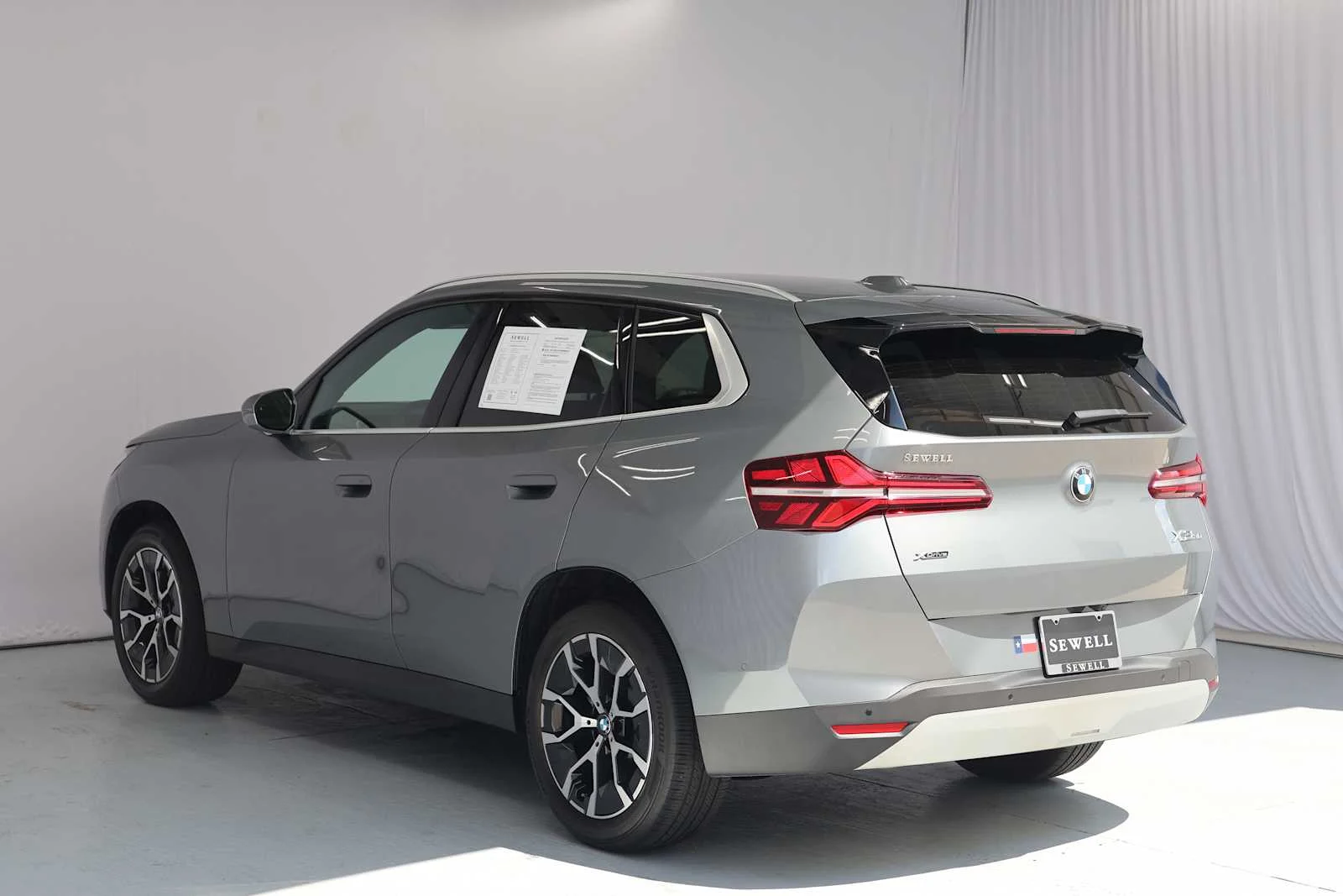 Certified Used 2026 Skyscraper Grey Metallic BMW 30 xDrive image 5