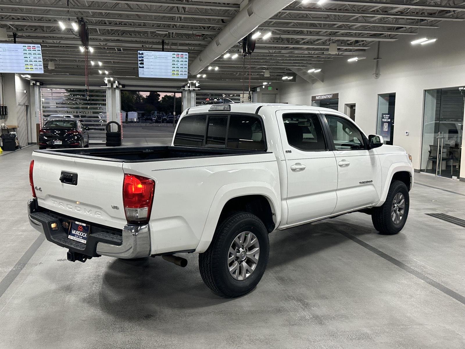 2017 Toyota Tacoma SR5 - Photo 7