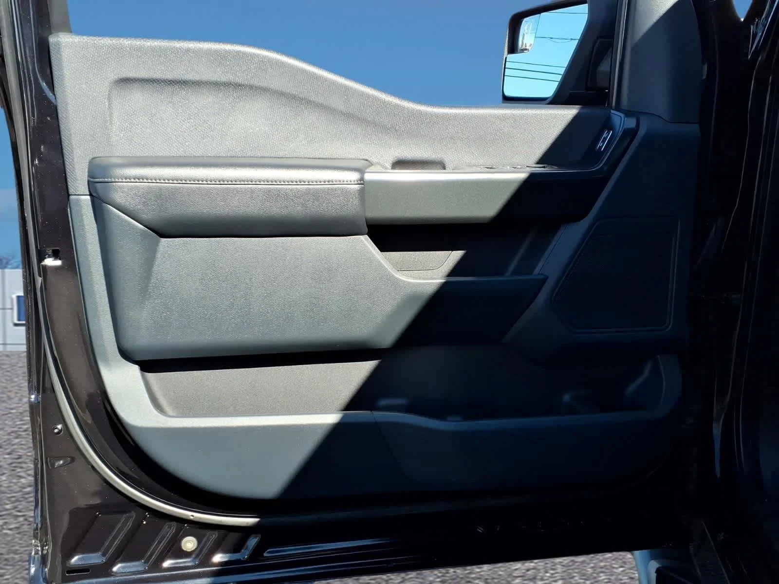 Used 2023 Agate Black Metallic Ford XL image 11