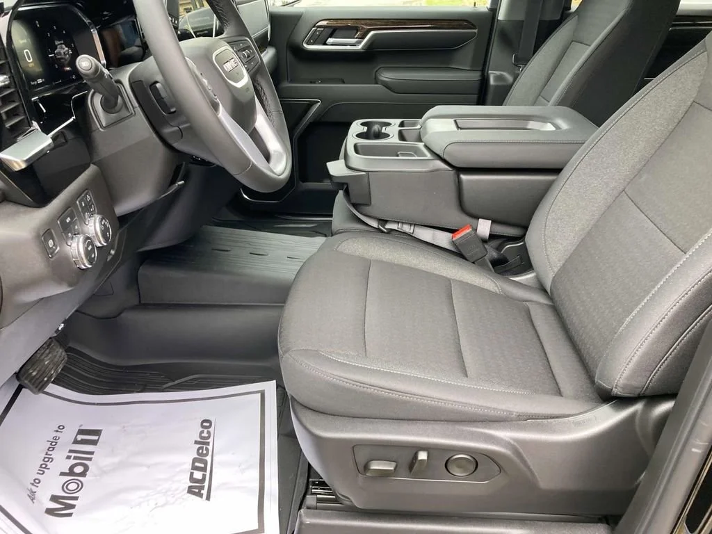 New 2026 Onyx Black GMC SLE image 16
