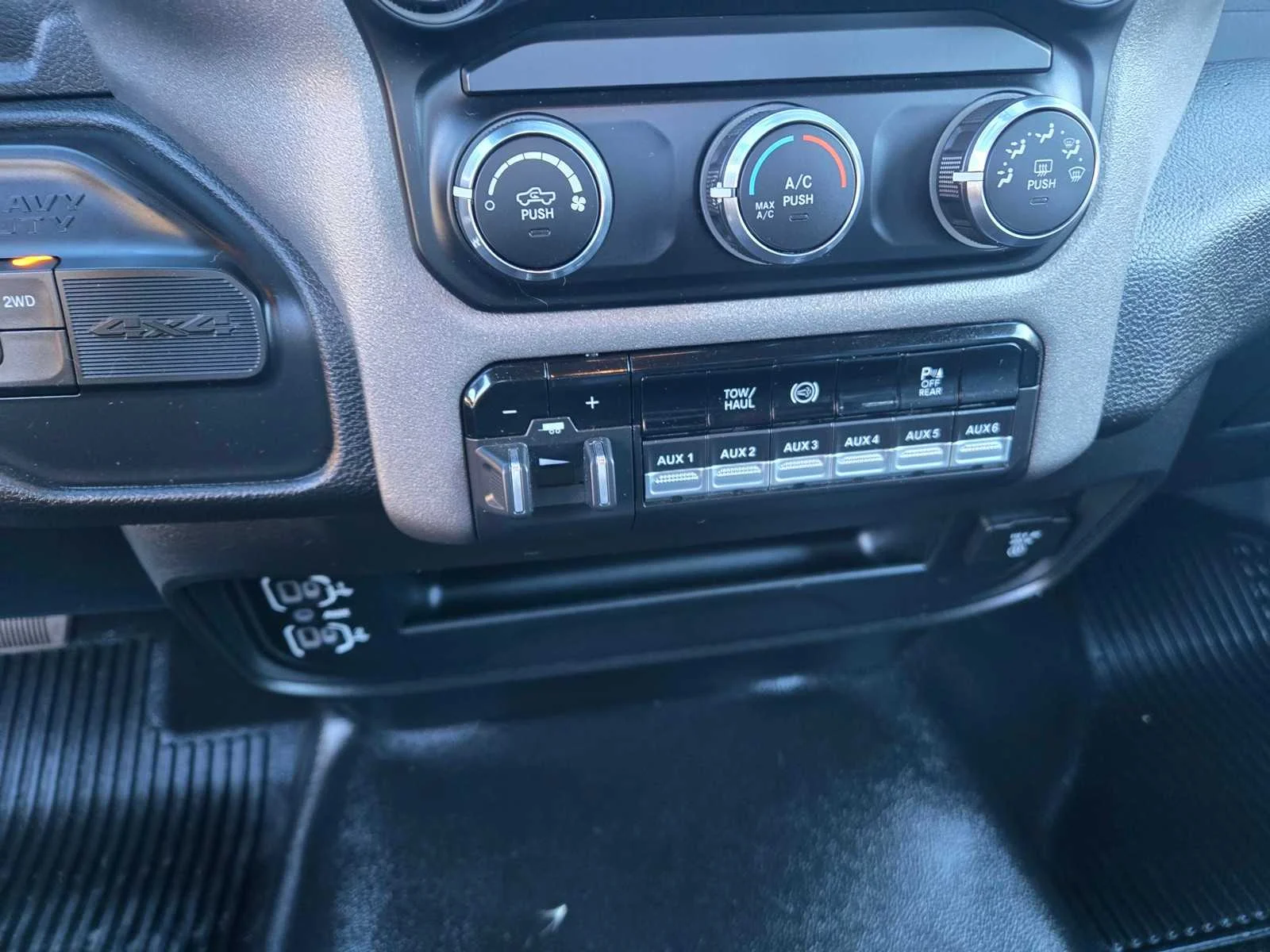 2020 RAM Ram 3500 Pickup Tradesman - Photo 14