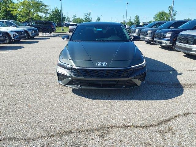 New 2026 Gray Hyundai SEL Sport image 3