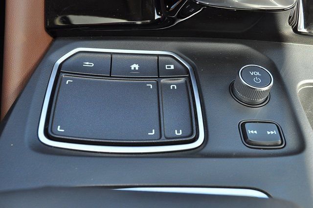 Used 2023 White Acura w/Technology Package image 36