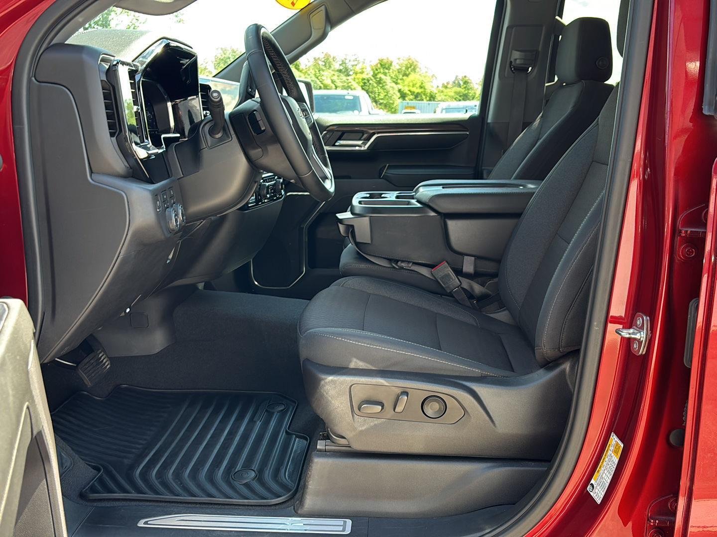 Used 2023 Radiant Red Chevrolet LT image 22