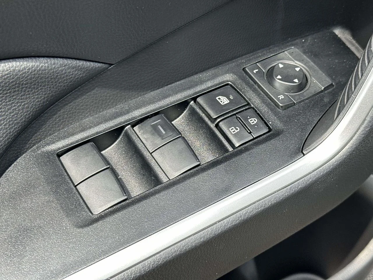 Used 2025 Midnight Black Metallic Toyota LE image 16
