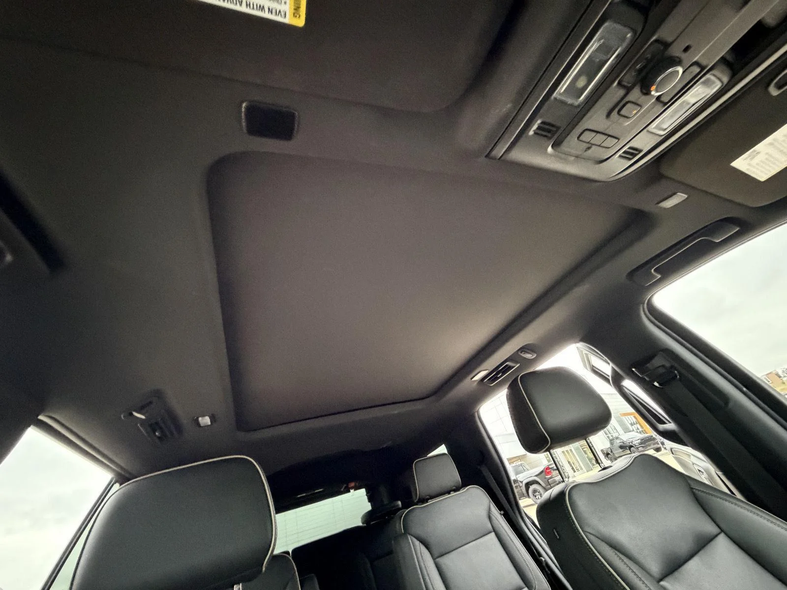 Used 2022 Onyx Black GMC SLT image 22