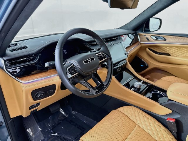 New 2027 Steel Blue Paint Jeep Summit image 9