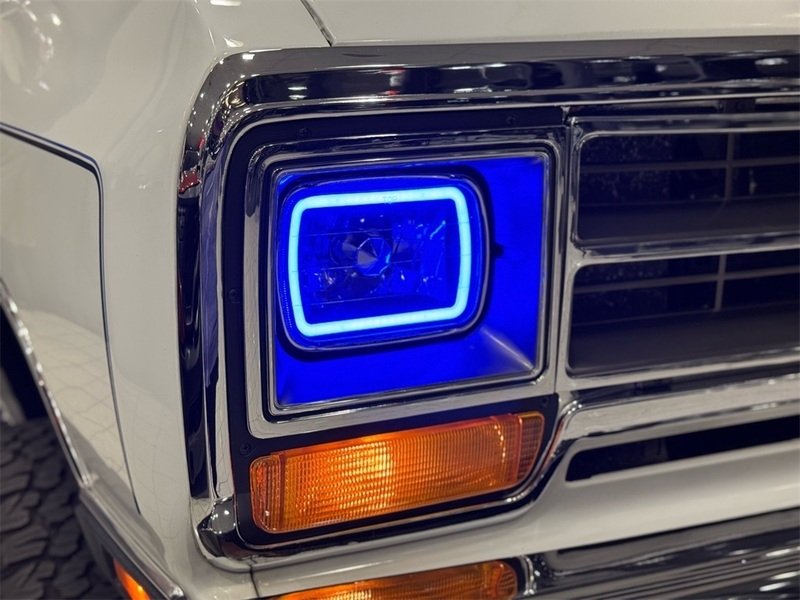 1988 Dodge Ramcharger - Photo 22