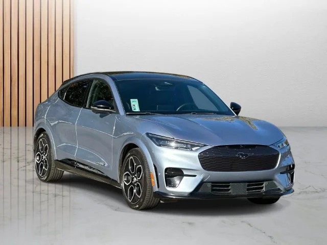 2022 Ford Mustang Mach-E