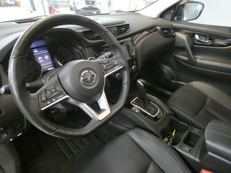 Used 2022 ORANGE Nissan AWD SL image 8