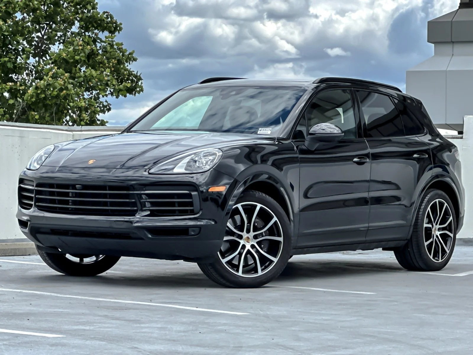 2023 Porsche Cayenne Base