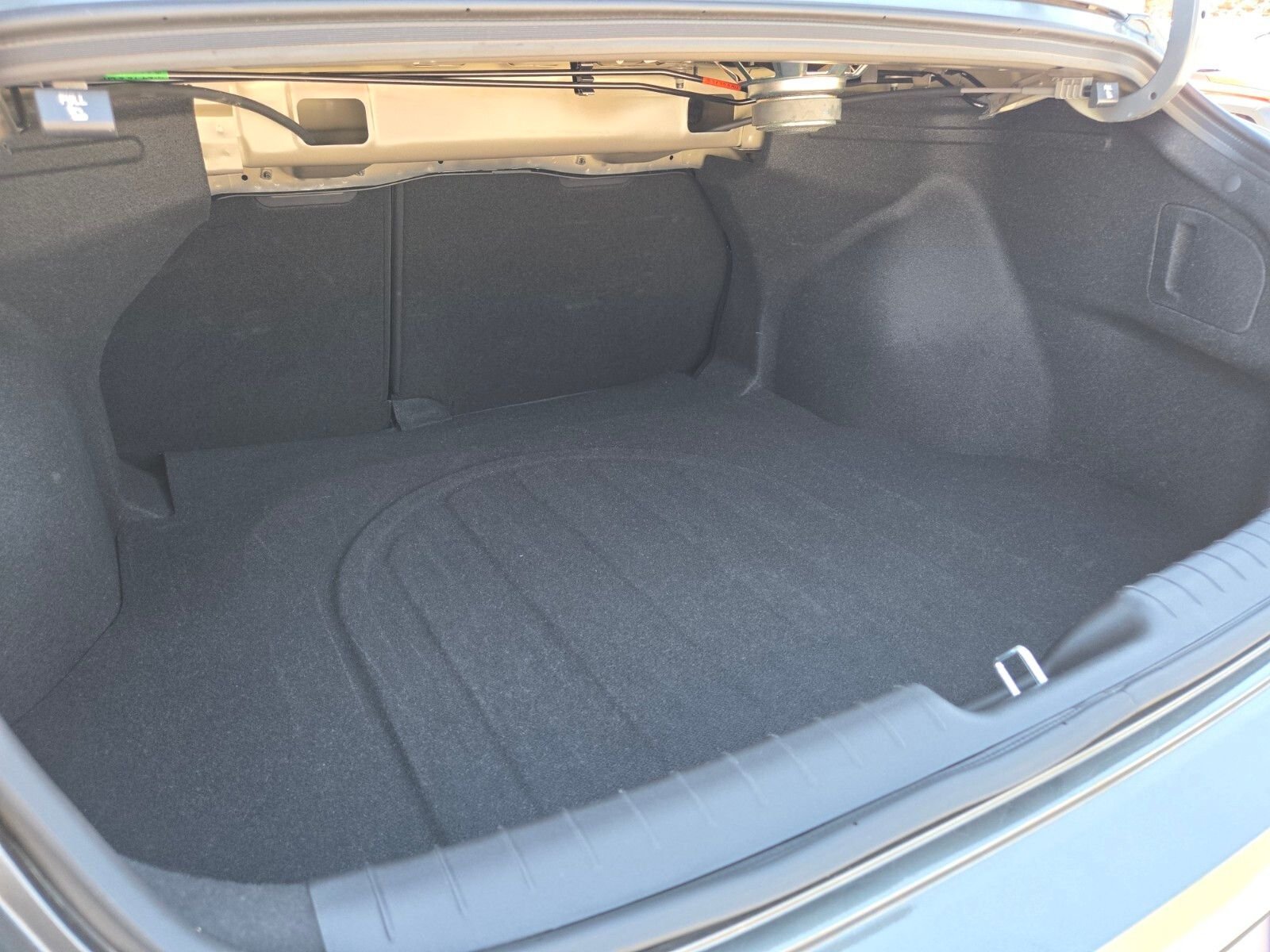 Certified Used 2025 Gray Hyundai Limited image 15