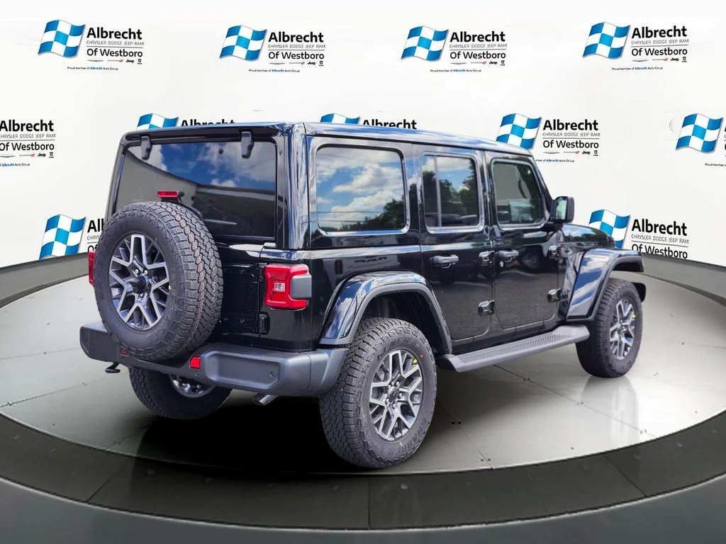 New 2026 Black Clear-Coat Exterior Paint Jeep Sahara image 5