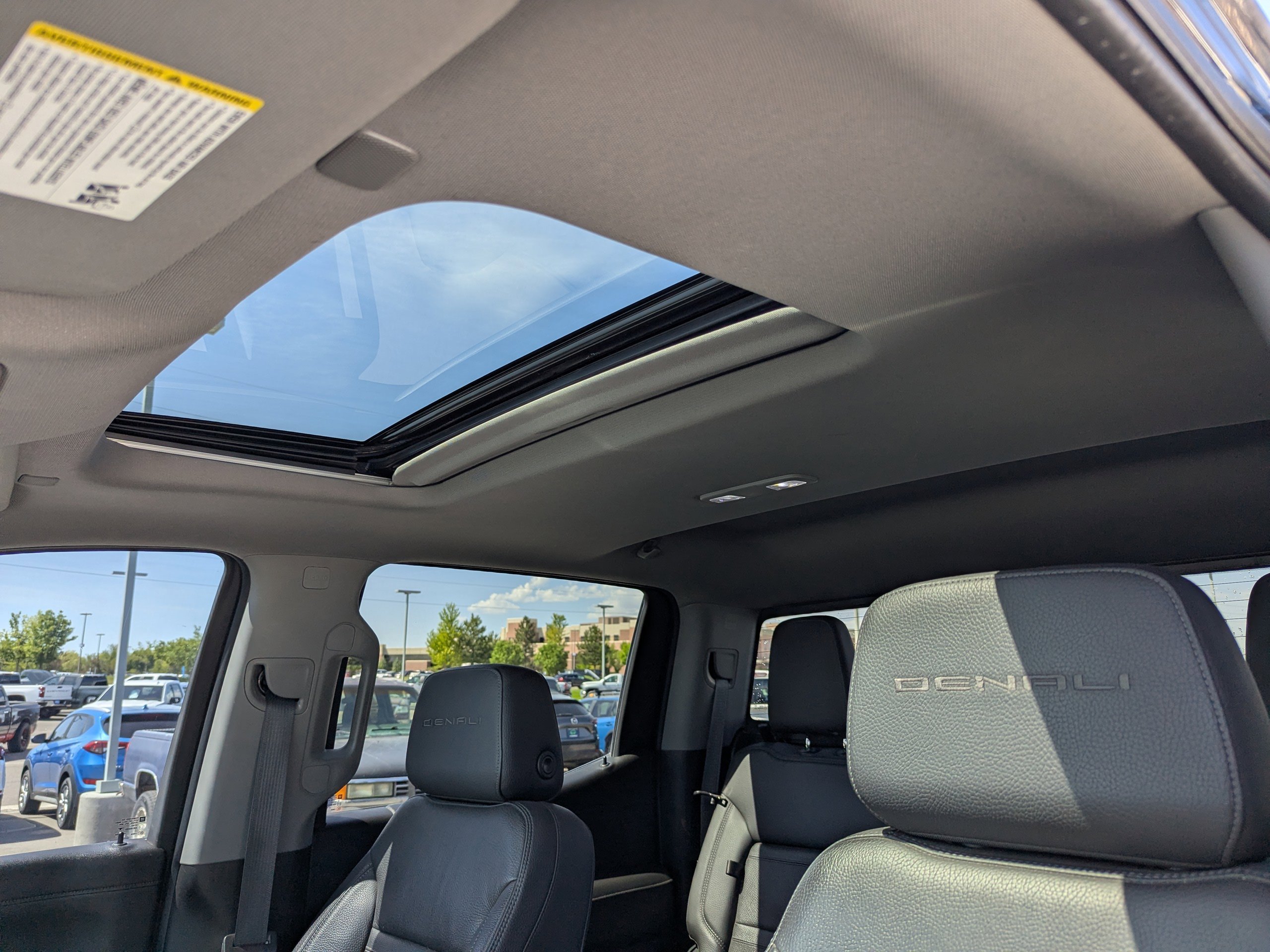 Used 2021 Black GMC Denali image 32