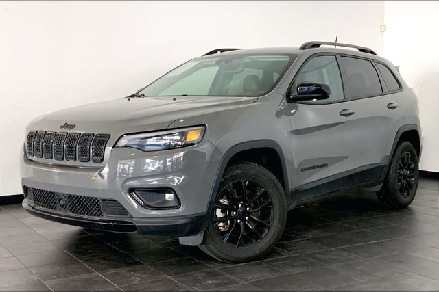 2023 Jeep Cherokee Altitude Lux