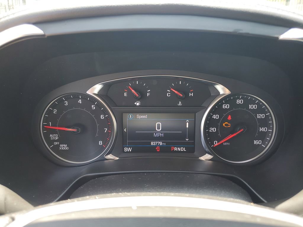 Used 2022 Black Chevrolet 2LT image 30