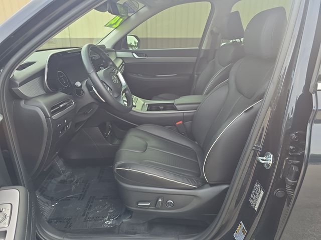 Used 2024 White Hyundai SEL image 13