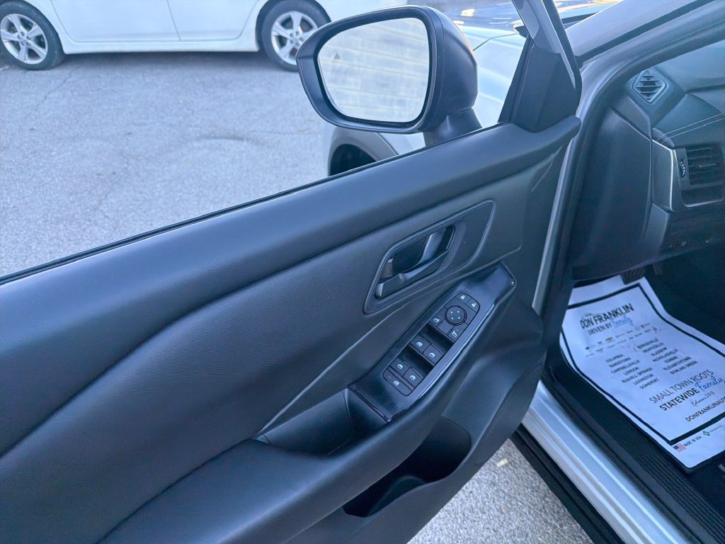 Used 2024 Silver Nissan S image 11