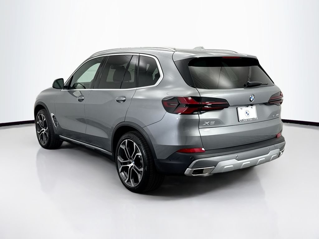Used 2026 Gray Metallic BMW sDrive40i image 8
