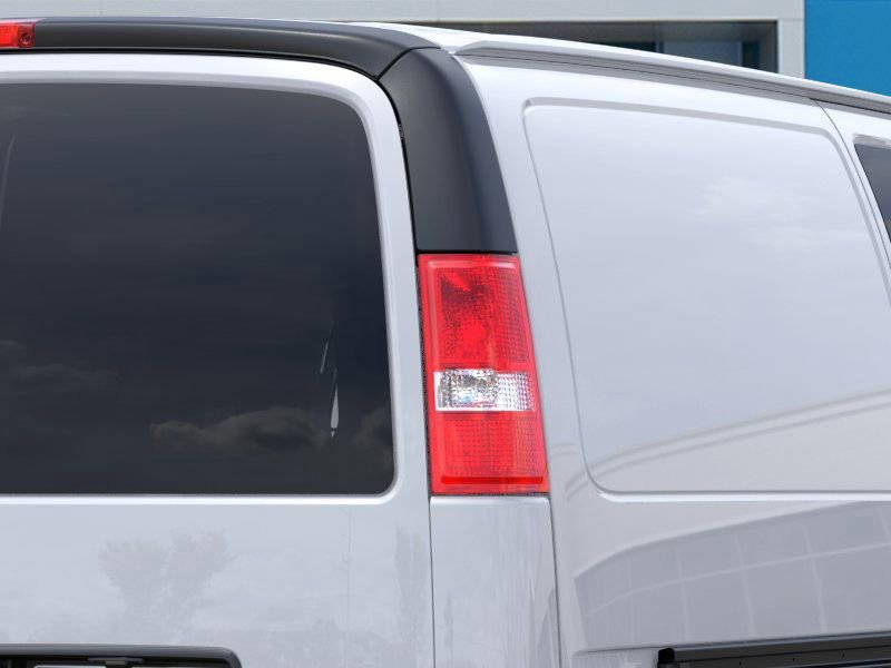 2025 Chevrolet Express Cargo Work Van - Photo 11