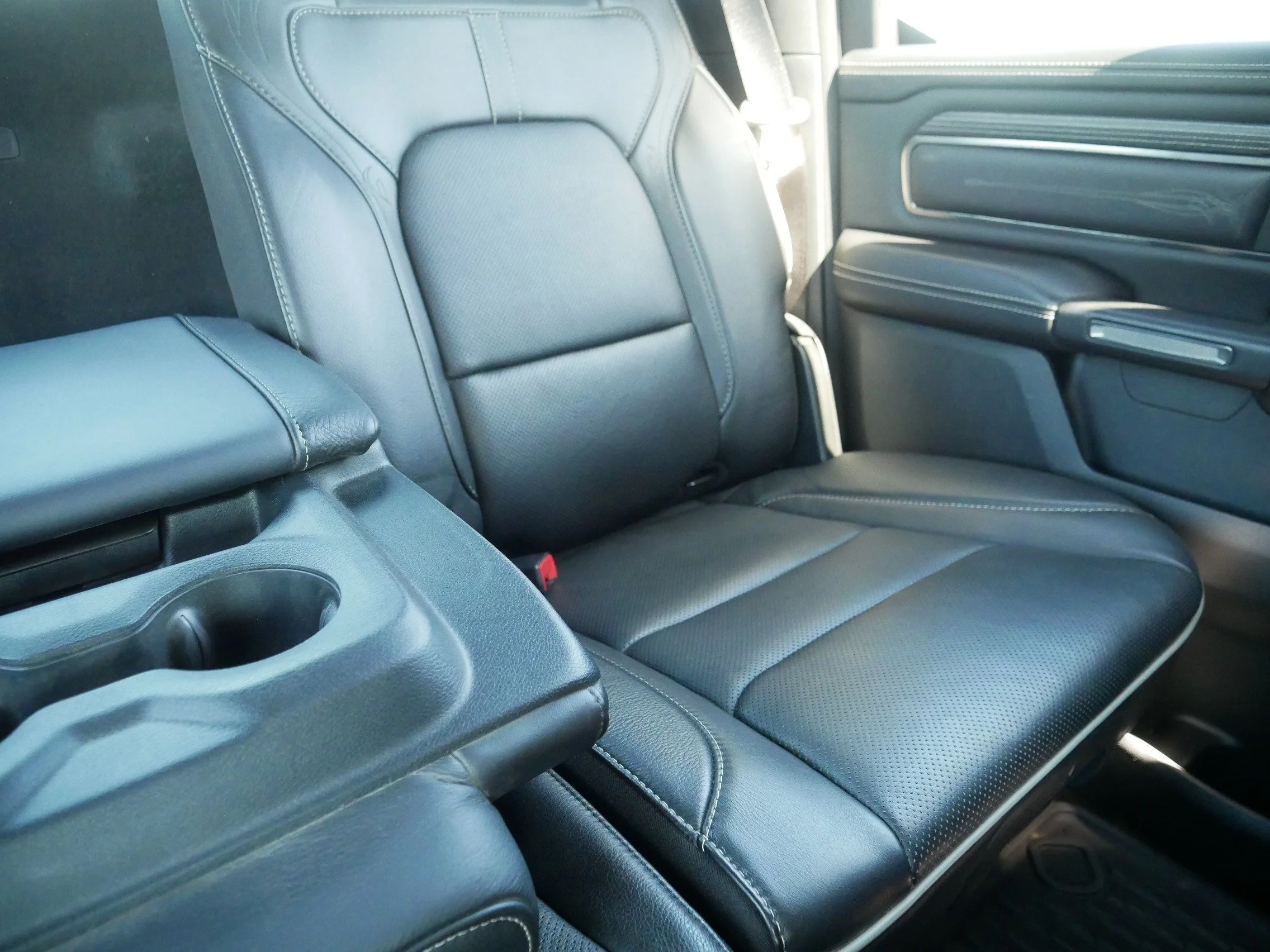 Used 2020 Billet Silver Metallic Clearcoat Ram Limited image 14