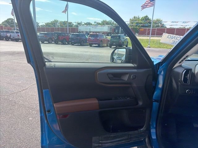 New 2026 Velocity Blue Metallic Ford Outer Banks® image 11