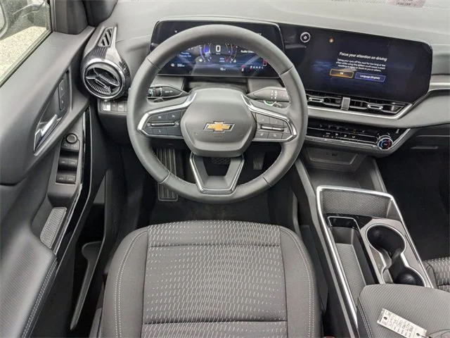 2025 Chevrolet Equinox LT - Photo 17