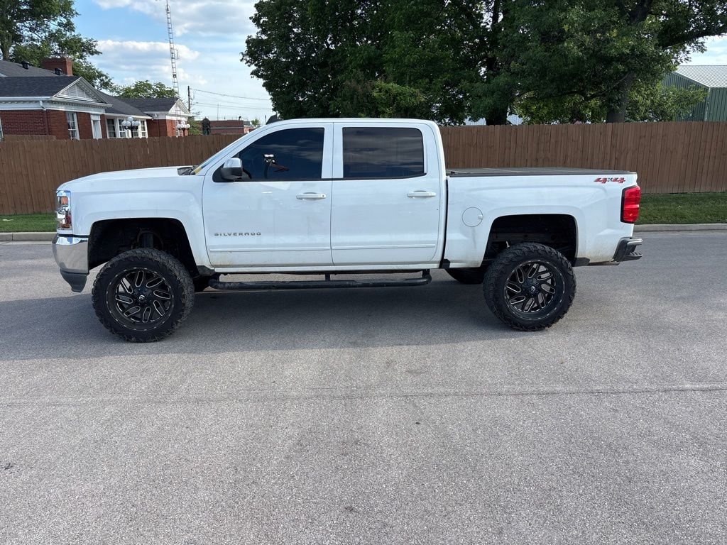 Used 2018 Chevrolet Silverado 1500 LT with VIN 3GCUKREC4JG359531 for sale in Owensboro, KY
