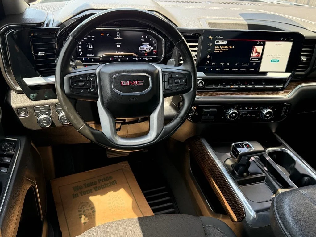 Used 2025 Gray GMC Elevation image 16
