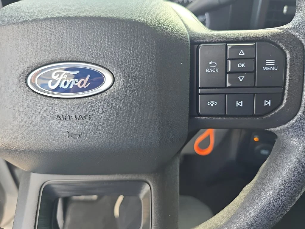 Used 2024 Oxford White Ford XLT image 27
