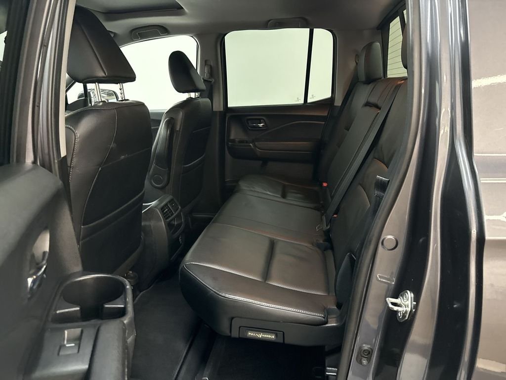 2019 Honda Ridgeline RTL-T - Photo 16