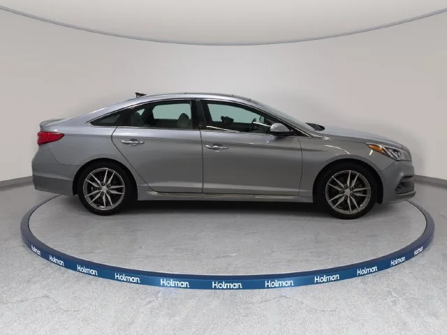 Used 2015 Gray Hyundai Sport 2.0T image 5