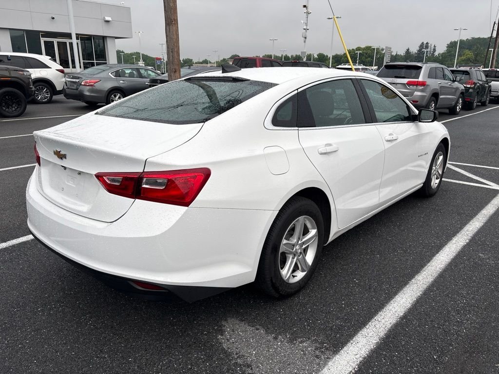 Used 2023 White Chevrolet LS image 7