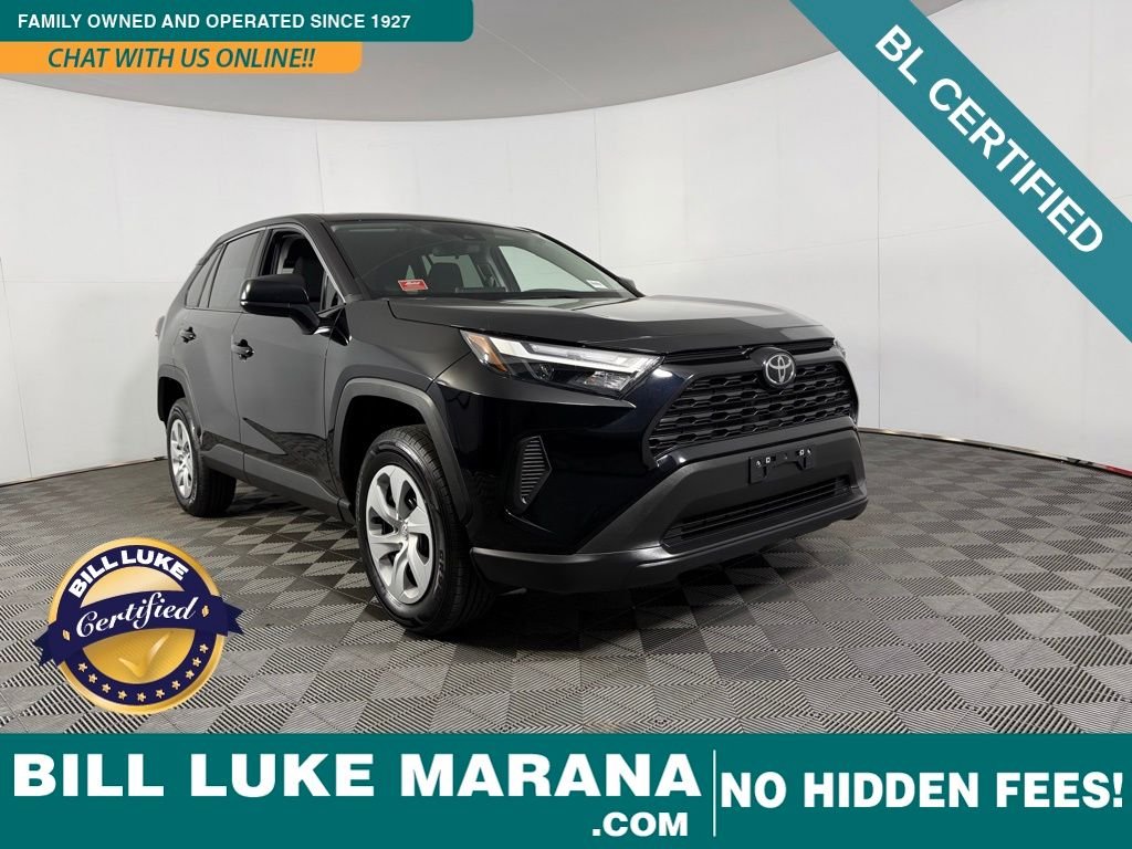 2025 Toyota RAV4 LE AWD's photo