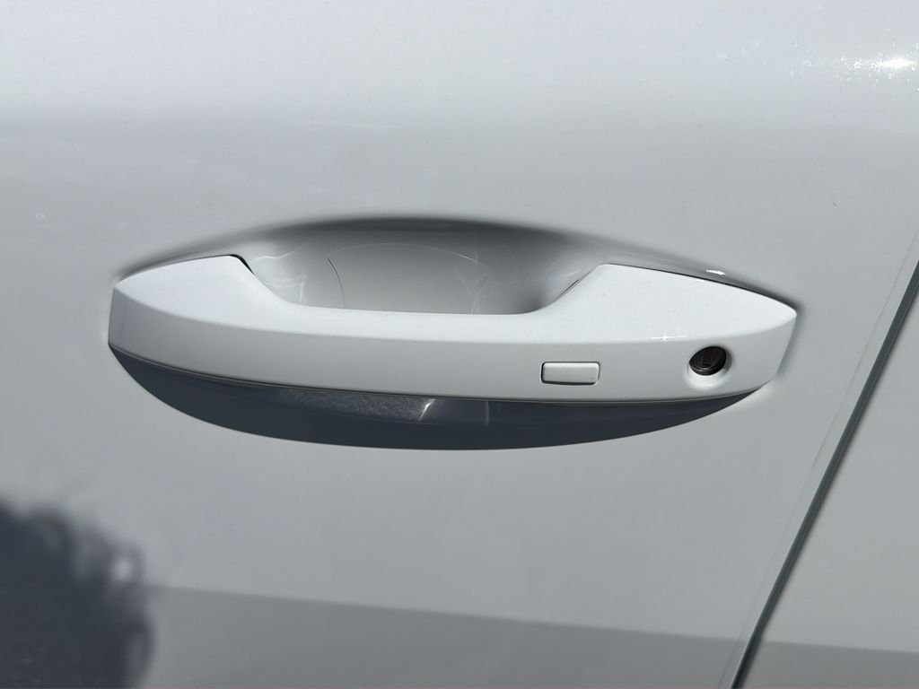 New 2027 White Nissan SV image 50