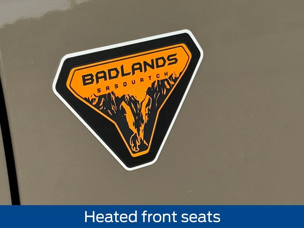 Used 2025 Gray Ford Badlands image 7