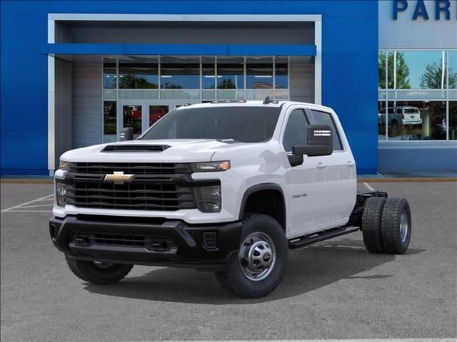 New 2026 Summit White Chevrolet Work Truck image 6