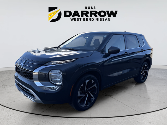 Used 2024 Gray Mitsubishi SE image 1