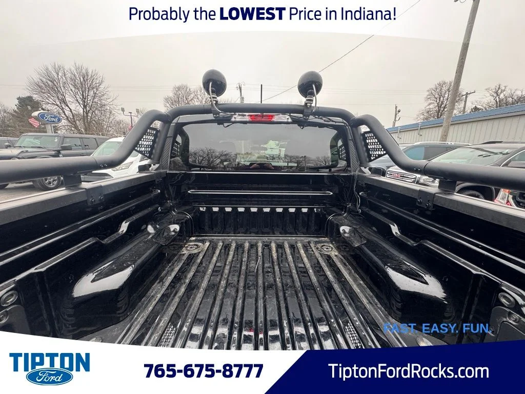 New 2025 Shadow Black Ford XLT image 24
