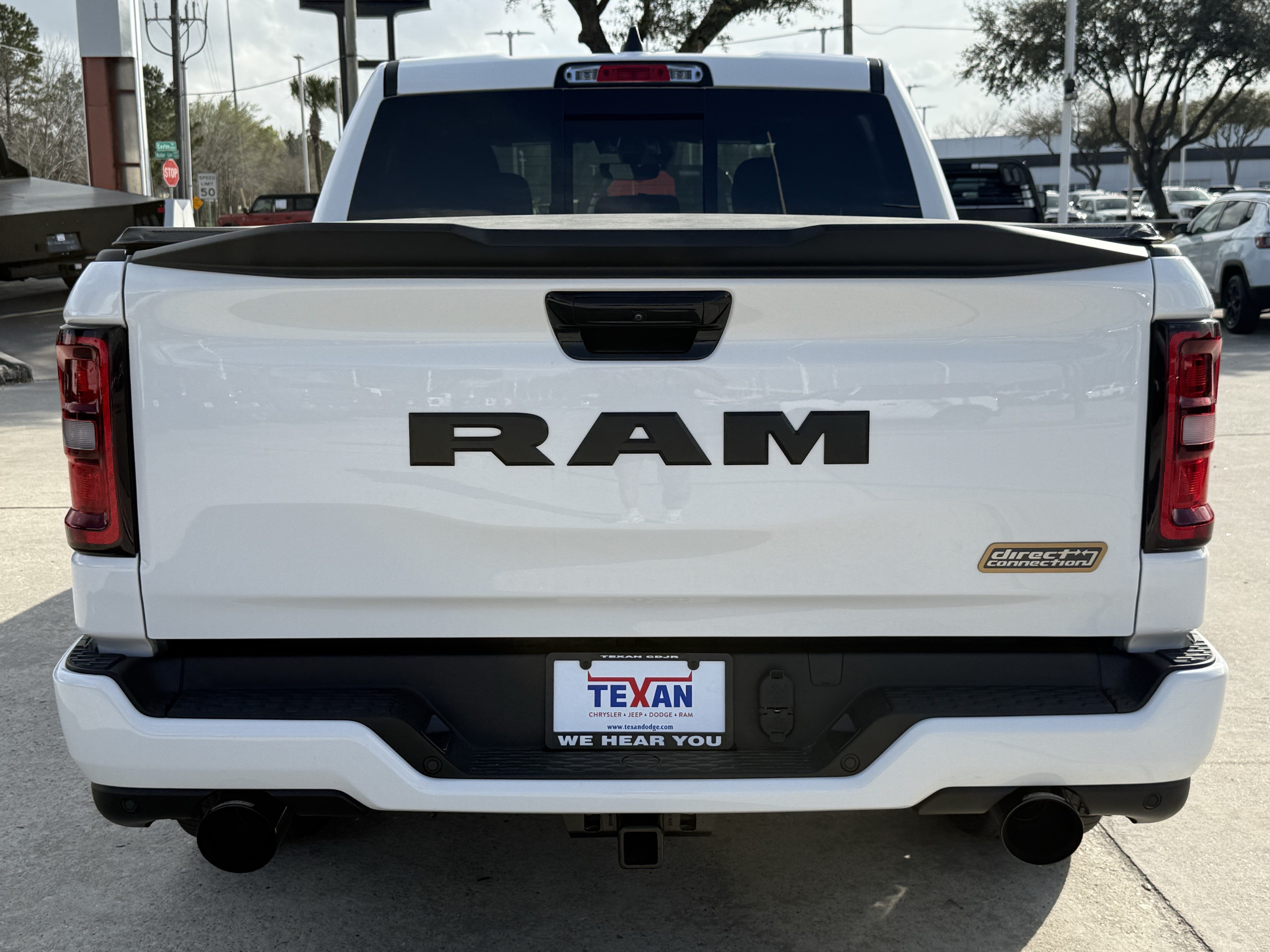 New 2026 Bright White Clear-Coat Exterior Paint RAM Big Horn image 5