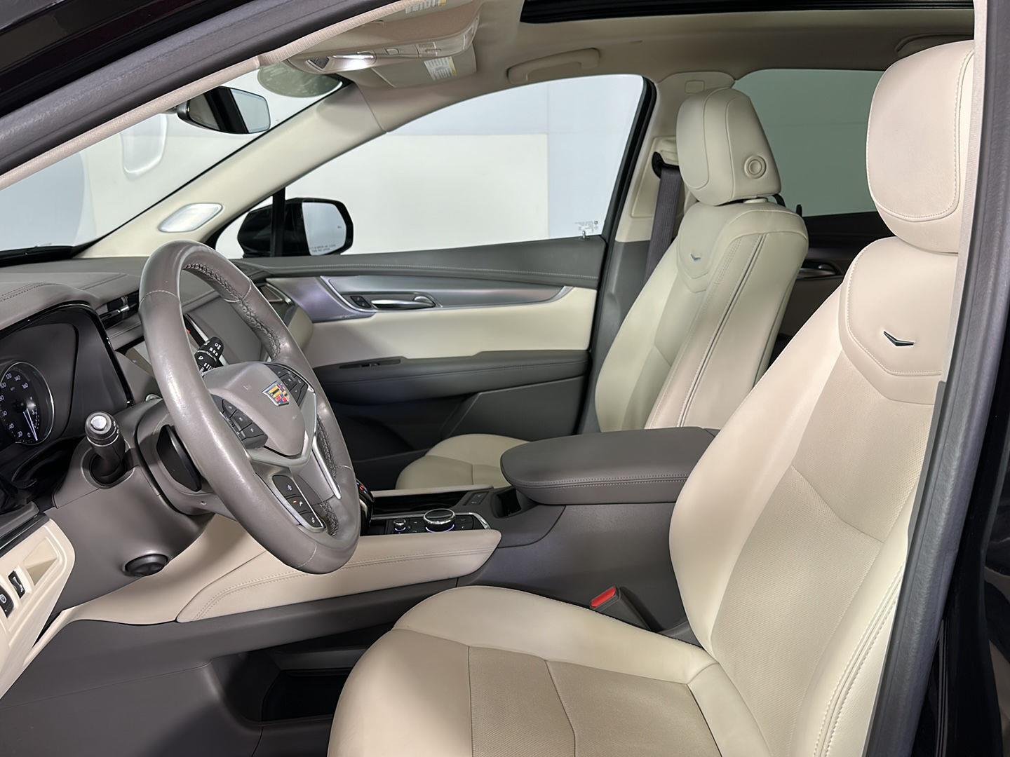 Used 2024 Stellar Black Metallic Cadillac AWD Premium Luxury image 11