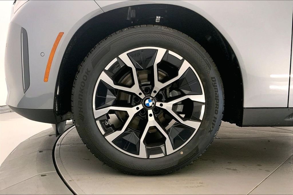 Used 2026 Skyscraper Grey Metallic BMW xDrive image 9