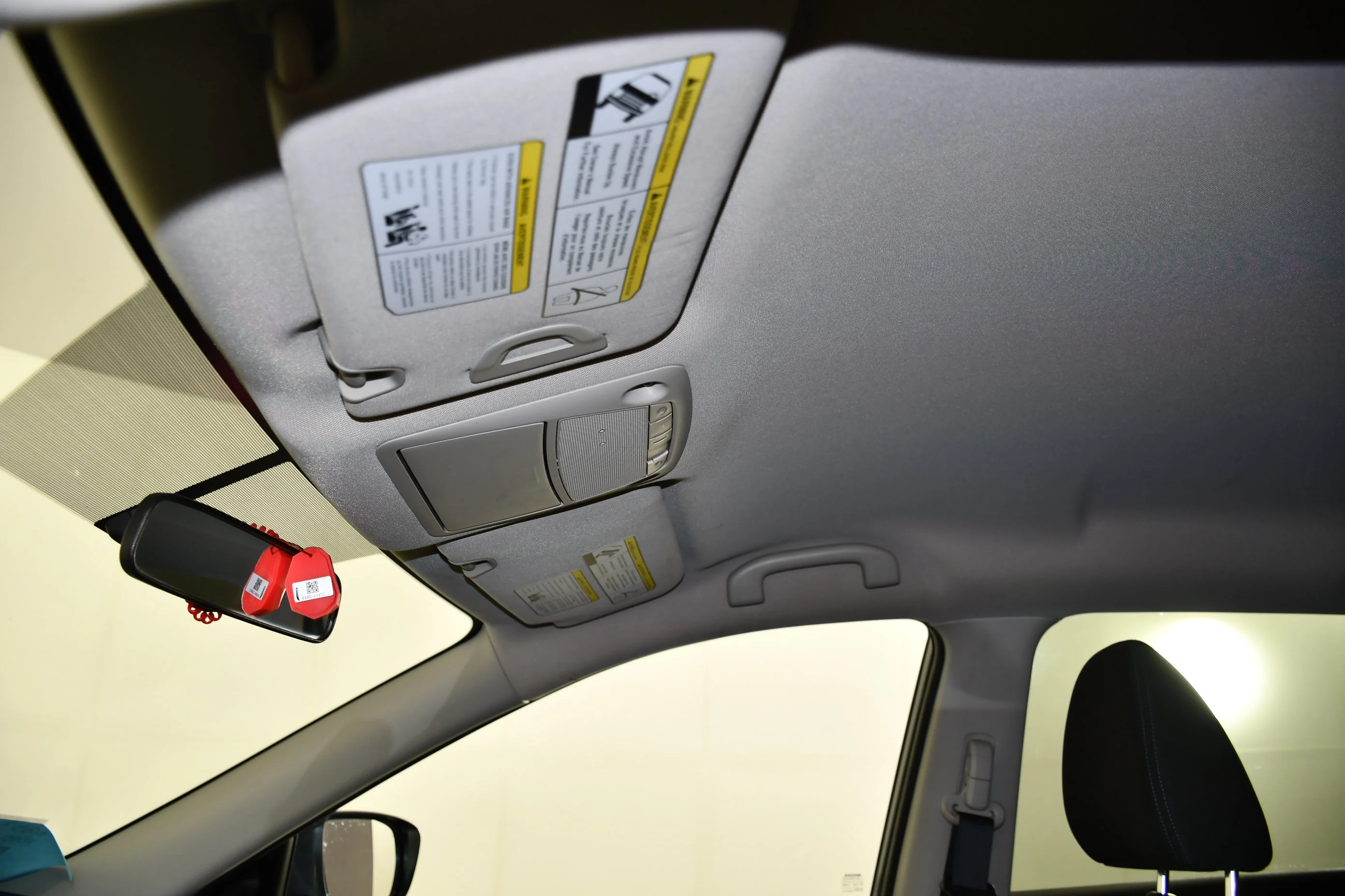 Used 2018 Gun Metallic Nissan SV image 38