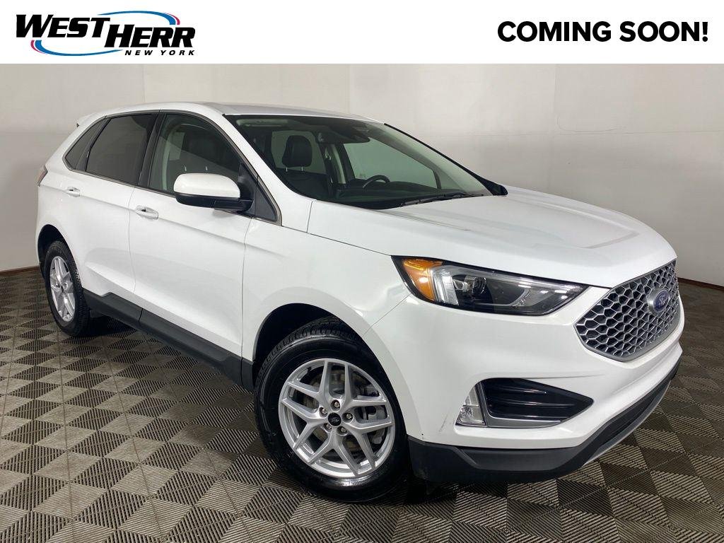 Used 2024 Oxford White Ford SEL image 1