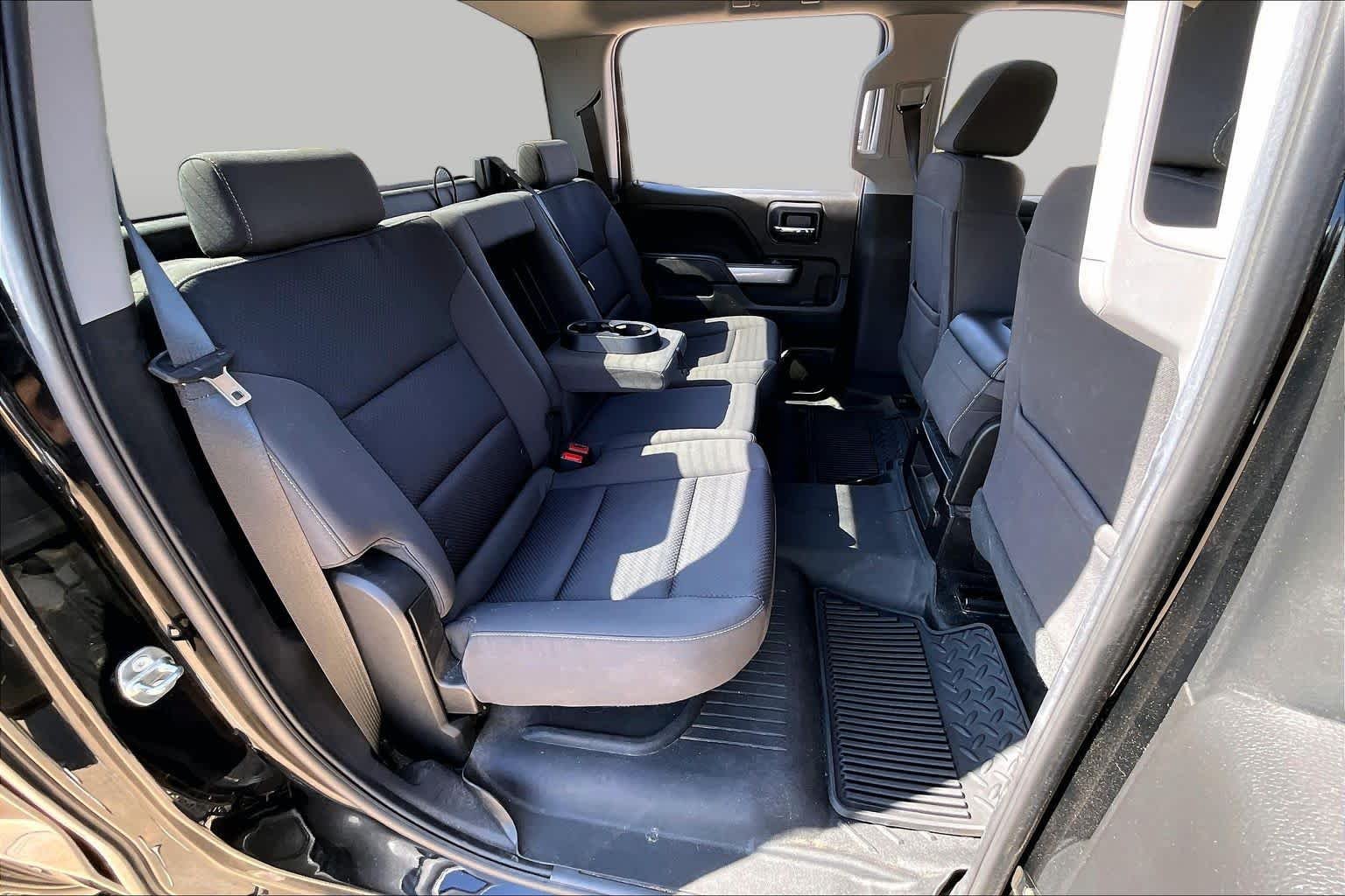 Used 2018 Black Chevrolet LT image 18