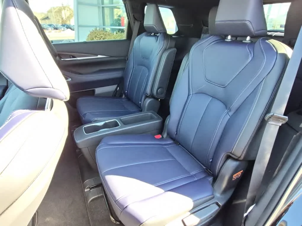 New 2026 MINERAL BLACK INFINITI Sport AWD image 8