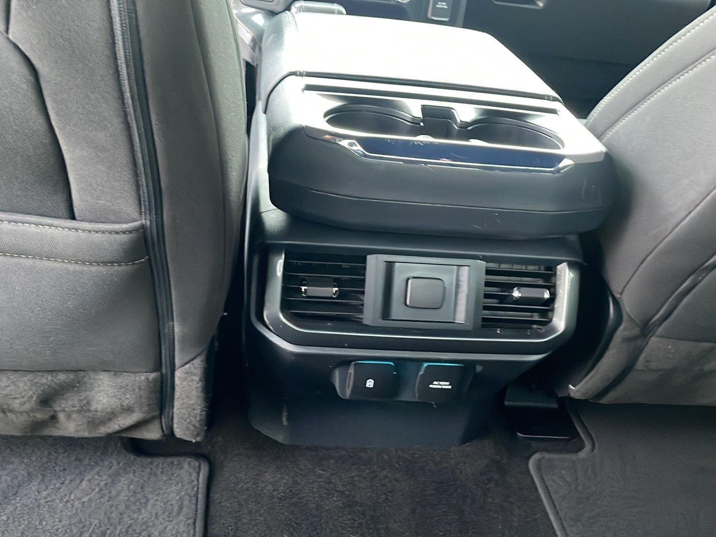 Used 2022 Agate Black Ford XLT image 20