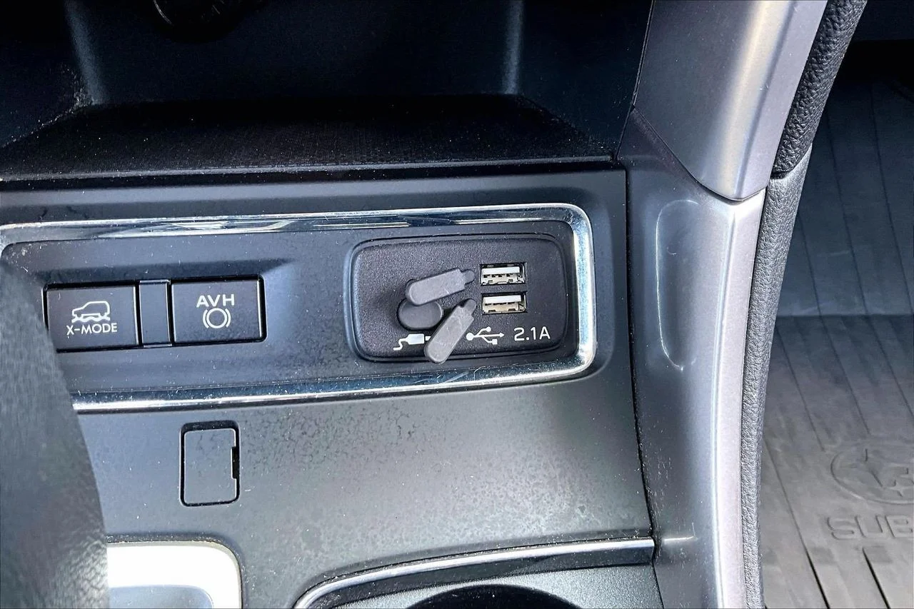 Used 2020 White Subaru Premium image 15